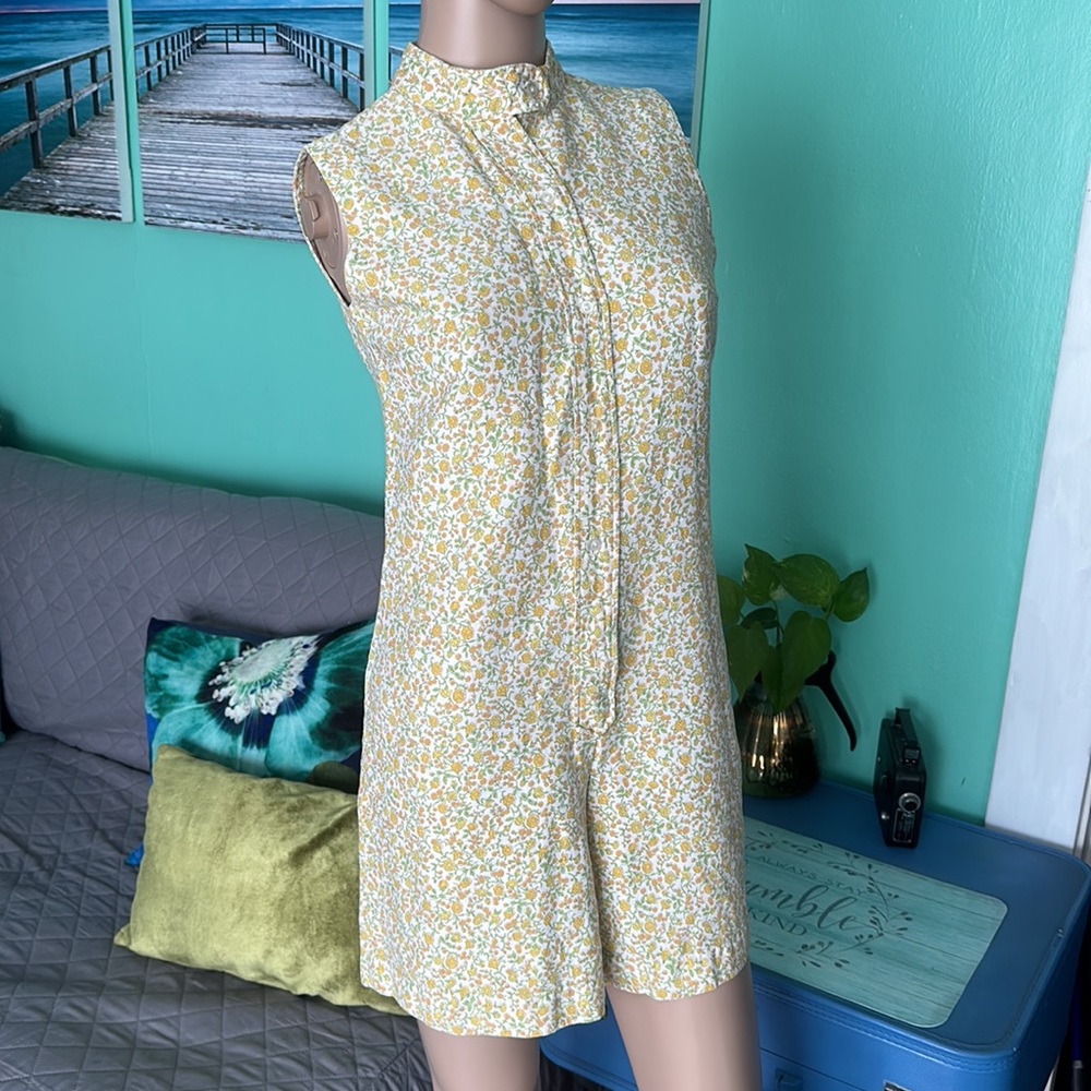🌼1970’s Floral Romper🌼
